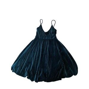 Forever 21 Dress Small Green Velvety Strappy Baby Doll Y2k Christmas Holiday